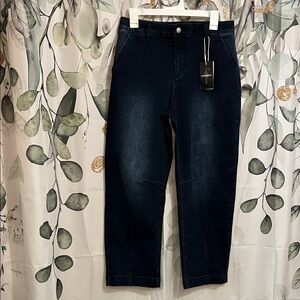 Flamingals barrel Dark  Blue Denim Jeans very slimming and nice